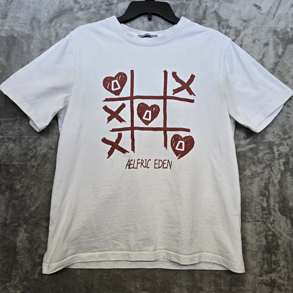 Aelfric Eden White Graphic T-Shirt Men Sz M Tic Tac Toe Hearts Streetwear *FLAW
